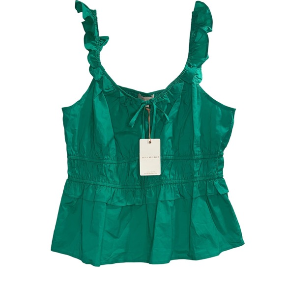 Skies are Blue‎ NWT Sz M Stitch Fix Womens Flirty Ruffle Smocked Top Jade Green - Picture 1 of 2